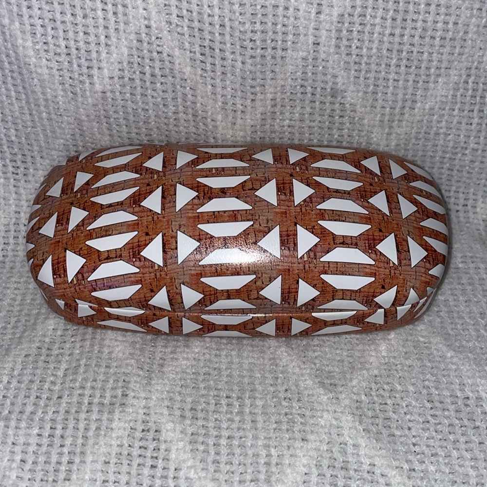 NWT Stella & Dot Brown Aviator Sunglasses with Hard Shell Case - Picture 10 of 10